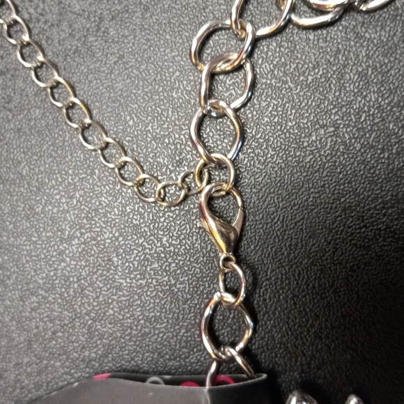 Paparazzi Neclace and Earrings - Picture 6 of 8